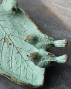 Blad Met 3 Vogeltjes Als Schaaltje In Antiek Turkoois -Woondecoratie blad met 3 vogeltjes als schaaltje in antiek turkoois 6