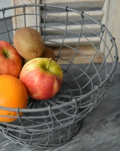 Woondecoratie 31 Draad Mand 'etagère' Op Voet