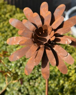 Ecoroest Bloem Aster Tuinprikker -Woondecoratie ecoroest bloem tuinprikker 4