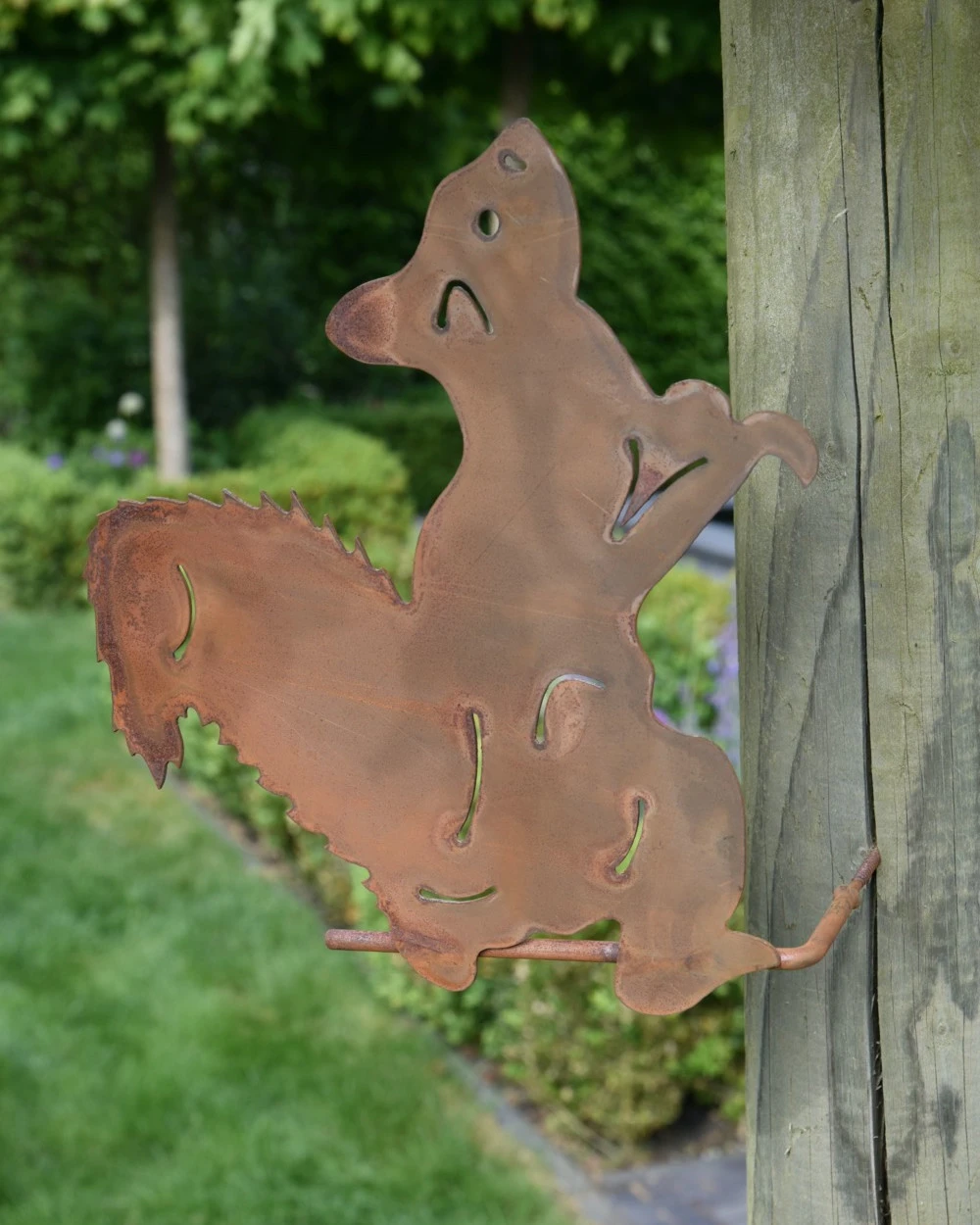 Eekhoorn Zittend Op Stok Ecoroest Tuindecoratie 7 Eekhoorn Zittend Op Stok Ecoroest Tuindecoratie - Afbeelding 5