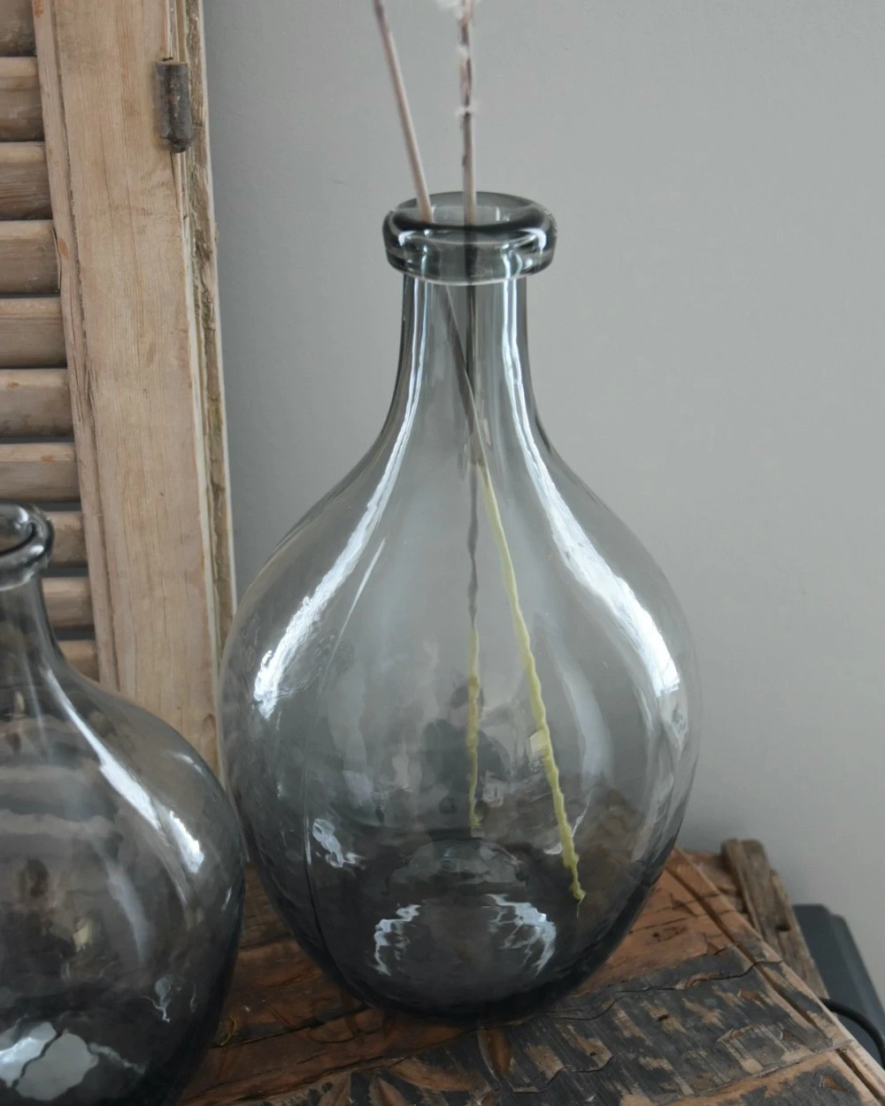 Glazen Ballon Vaas Met Grijze Gloed, IB Laursen 3 Glazen Ballon Vaas Met Grijze Gloed, IB Laursen