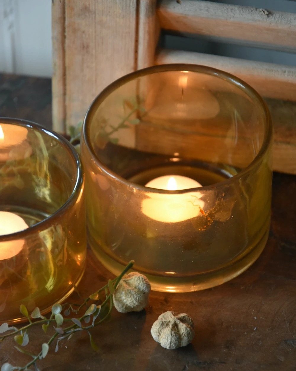 Glazen Theelichten In Parelmoer Warm Zonnig Set Van Twee, Brynxz 8 Glazen Theelichten In Parelmoer Warm Zonnig Set Van Twee, Brynxz - Afbeelding 6