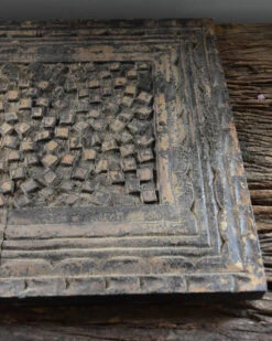 Grijs Houtsnijwerk Paneel Van Be-Uniq