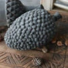 Grote Aardewerk Pine Cone/ Kegel Van Brynxz -Woondecoratie grote aardewerk pine cone kegel van brynxz