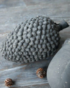 Grote Aardewerk Pine Cone/ Kegel Van Brynxz -Woondecoratie grote aardewerk pine cone kegel van brynxz 4