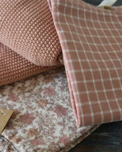 Woondecoratie -Woondecoratie handdoek mynte faded rose ib laursen 1