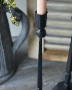 Hoge Handgemaakte Zwarte Smeedijzeren Kandelaar, Brynxz -Woondecoratie hoge handgemaakte zwarte smeedijzeren kandelaar brynxz 3