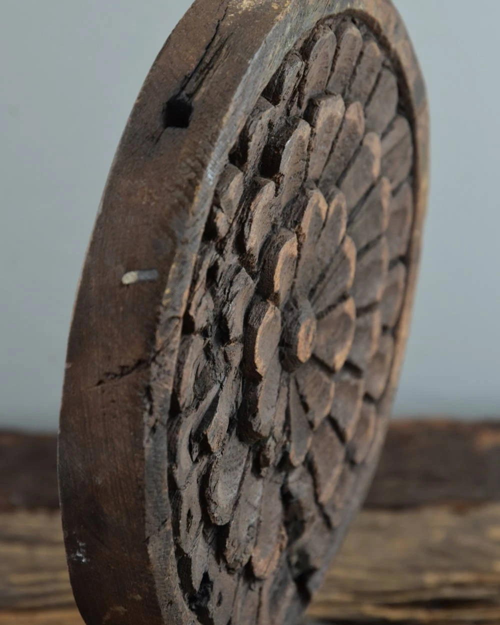 Houtsnijwerk Decoratie Cirkel Bloem Op Statief 3 Houtsnijwerk Decoratie Cirkel Bloem Op Statief