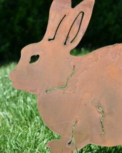 Konijn Van Roest Metaal Als Tuinsteker -Woondecoratie konijn van roest metaal als tuinsteker 3