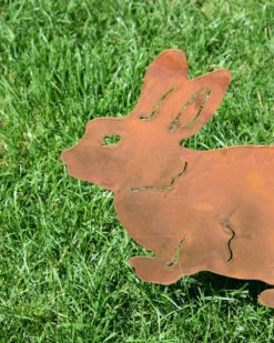 Konijn Van Roest Metaal Als Tuinsteker -Woondecoratie konijn van roest metaal als tuinsteker 6