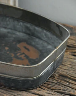 Metalen Bak In Twee Tinten Gelaagd, Groot 12 Metalen Bak In Twee Tinten Gelaagd, Groot -Woondecoratie metalen bak in twee tinten gelaagd groot 2