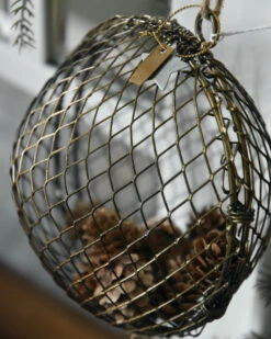 Metalen Draadbal Antiek Look Aan Touw Vulbaar, IB Laursen 12 Metalen Draadbal Antiek Look Aan Touw Vulbaar, IB Laursen -Woondecoratie metalen draadbal antiek look aan touw vulbaar ib laursen 2