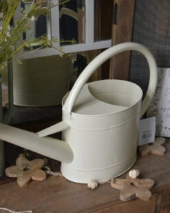 Metalen Gieter In Cream Met Sproeikop 5 Ltr, IB Laursen -Woondecoratie metalen gieter in cream met sproeikop 5 ltr ib laursen 4