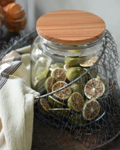 Ovale Flexibele Draadmand Met Houten Hengsels, IB Laursen -Woondecoratie ovale flexibele draadmand met houten hengsels ib laursen 5