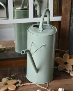 Pastel Groene Gieter 2,7 Liter, IB Laursen -Woondecoratie pastel groene gieter 27 liter ib laursen 2