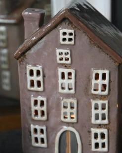 Pastel Lila Theelicht Huis Met Open Ramen Nyhavn, IB Laursen -Woondecoratie pastel lila theelicht huis met open ramen nyhavn ib laursen 1 7