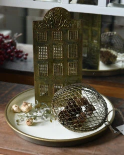 Ronde Tray Room Kleurig Met Antiek Look Rand, IB Laursen -Woondecoratie ronde tray room kleurig met antiek look rand ib laursen 3