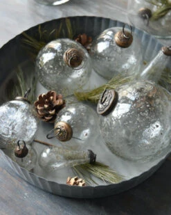 Ronde Zinken Schaal Met Hoge Schulp Rand, IB Laursen -Woondecoratie ronde zinken schaal met hoge schulp rand ib laursen 4