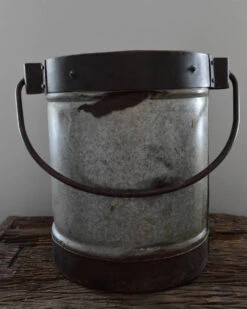 Stoere Zinken Emmer Met Hengsel -Woondecoratie stoere zinken emmer met hengsel 4