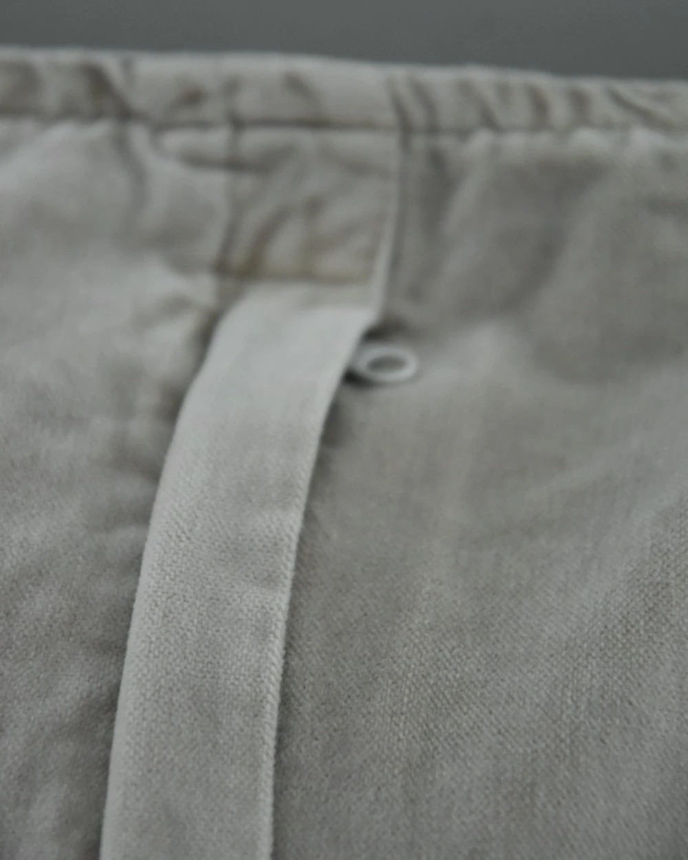 Vierkant Velours Kussen Fog, IB Laursen 8 Vierkant Velours Kussen Fog, IB Laursen - Afbeelding 6