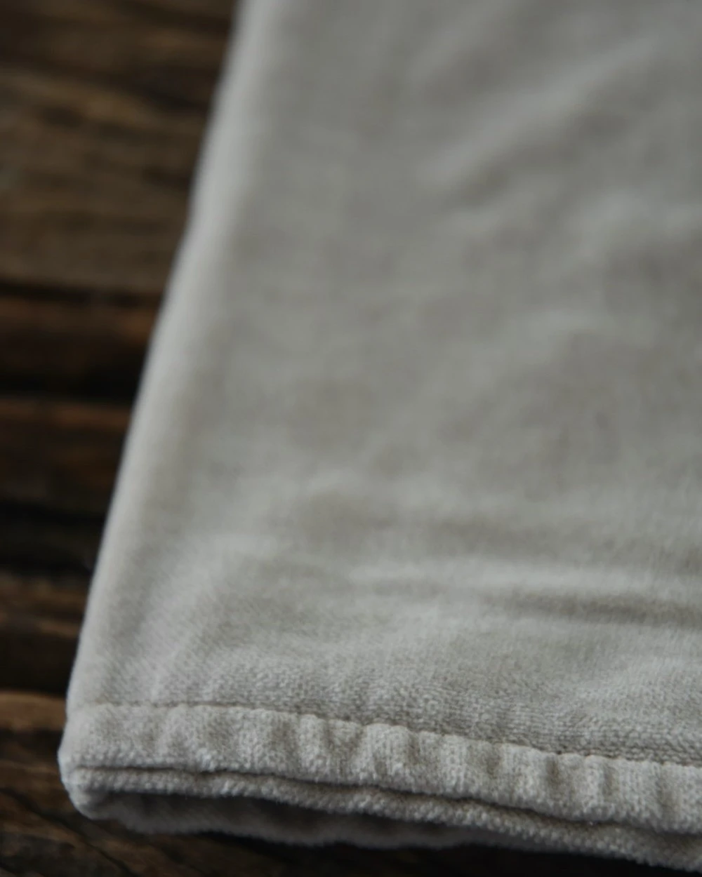 Vierkant Velours Kussen Fog, IB Laursen 9 Vierkant Velours Kussen Fog, IB Laursen - Afbeelding 7