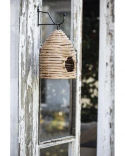 Vogel 'voeder' Huis Korf Met Ophang Oog, IB Laursen 12 Vogel 'voeder' Huis Korf Met Ophang Oog, IB Laursen -Woondecoratie vogel voeder huis korf met ophang oog ib laursen 2
