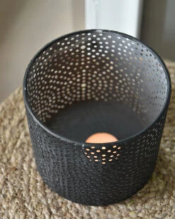 Windlicht Van Metaal Met Ronde Gaatjes Cirkel Patroon -Woondecoratie windlicht van metaal met ronde gaatjes cirkel patroon 3