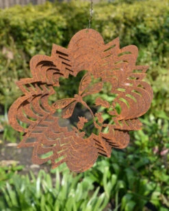 Windvanger Libelle In Bloemmotief Ecoroest Tuindecoratie