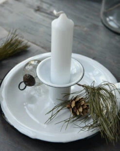 Wit Emaille Kandelaar Met Oor, IB Laursen -Woondecoratie wit emaille kandelaar met oor ib laursen 4