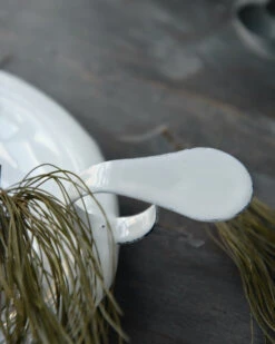 Wit Emaille Kandelaar Met Oor, IB Laursen -Woondecoratie wit emaille kandelaar met oor ib laursen 5