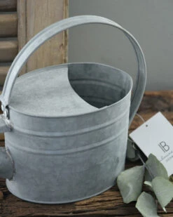 Zinken Gieter Met Lange Tuit, IB Laursen -Woondecoratie zinken gieter met lange tuit ib laursen 4