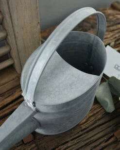 Zinken Gieter Met Lange Tuit, IB Laursen -Woondecoratie zinken gieter met lange tuit ib laursen 6