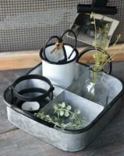 Zinken Vakkenbak Met Zwarte Accenten, IB Laursen -Woondecoratie zinken vakkenbak met zwarte accenten ib laursen 4