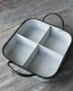 Zinken Vakkenbak Met Zwarte Accenten, IB Laursen -Woondecoratie zinken vakkenbak met zwarte accenten ib laursen 5