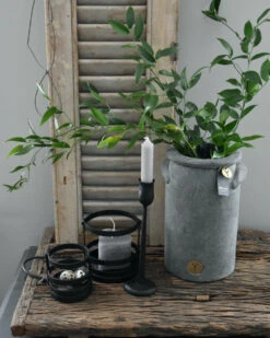 Zwart Metalen Houder Atmosphere Groot, Brynxz -Woondecoratie zwart metalen houder atmosphere groot brynxz 5