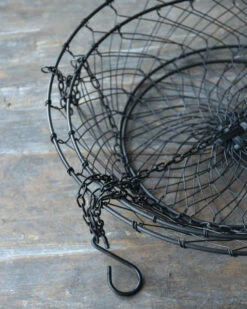 Zwarte Draadmand Etagère Hangend, IB Laursen -Woondecoratie zwarte draadmand etagere hangend ib laursen 4