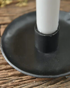 Zwarte Metalen Kandelaar Met Oor, IB Laursen -Woondecoratie zwarte metalen kandelaar met oor ib laursen 2