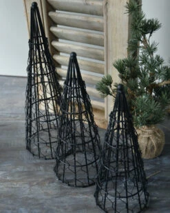 Woondecoratie -Woondecoratie zwarte punt draad manden set van 3 maten brynxz 1