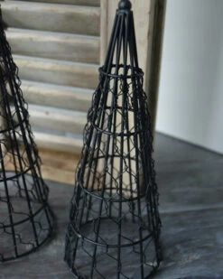 Zwarte Punt Draad Manden Set Van 3 Maten, Brynxz. -Woondecoratie zwarte punt draad manden set van 3 maten brynxz 3